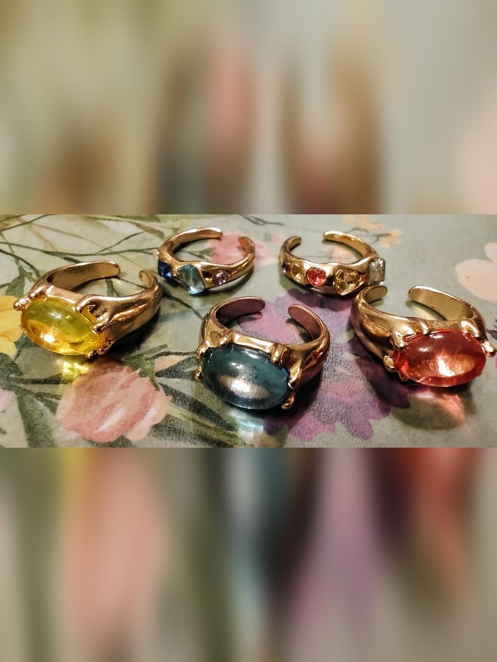 5 NWOT Mystery Metal Costume Bling Rings - Picture 4 of 17
